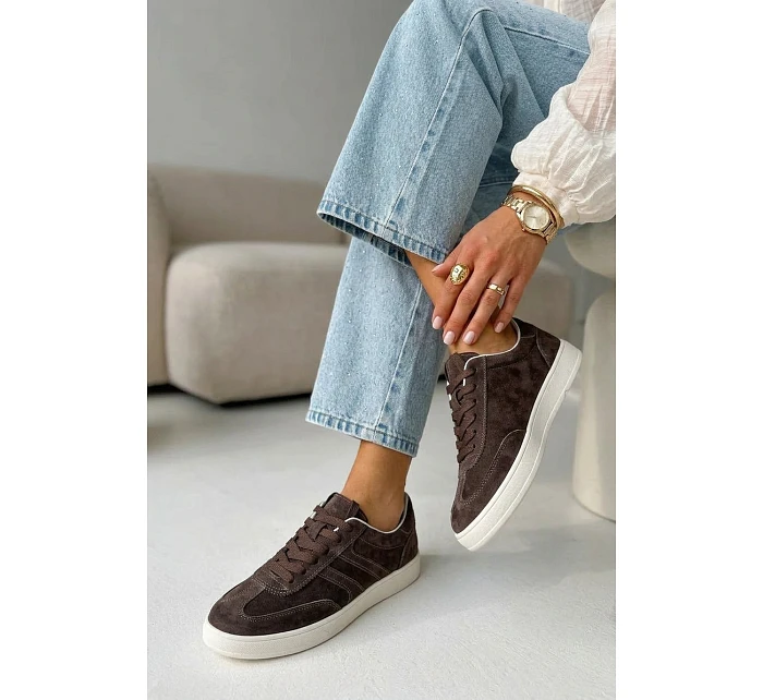 Sneakersy z veluru Vinceza 95400 Čokoládové