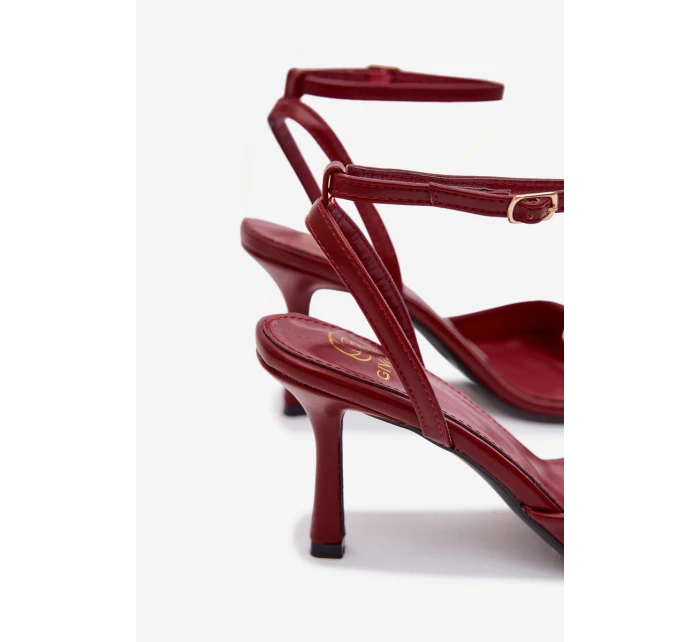 Dámské sandály na jehlovém podpatku z eko kůže - bordó Brisora Dámské sandály na jehlovém podpatku z eko kůže - bordó Brisora