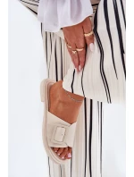 Kožené Dámské Pantofle S Přezkou D&A Béžové SJ2302-01