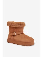 sněhule na platformě s přezkou a kožešinou Camel model 21821884 - Boto sněhule na platformě s přezkou a kožešinou Camel model 21821884 - Boto
