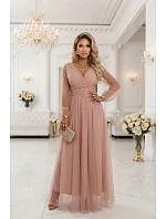 Dlouhé maxi šaty s rukávy a obálkovým výstřihem pudrově růžové model 22046066 - numoco basic