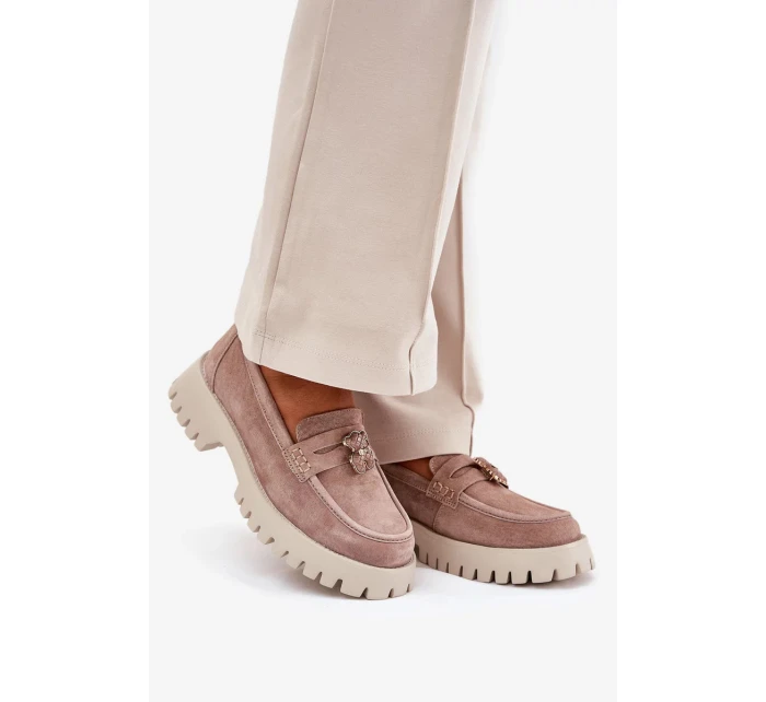Dámské semišové mokasíny s dekorativní připínkou „Miś“ Vinceza – béžové