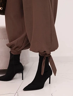 Dámské kalhoty s širokým model 21959066 a zavazováním dole mocca - K-Fashion