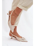 Dámské sandály na nízkém podpatku s ozdobným detailem Béžové Camira