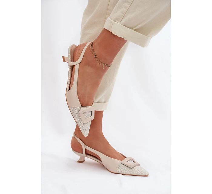 Dámské sandály na nízkém podpatku s ozdobným detailem Béžové Camira