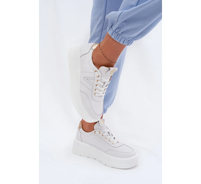 Kožené dámské tenisky na platformě model 22076967 bílé - VINCEZA Kožené dámské tenisky na platformě model 22076967 bílé - VINCEZA