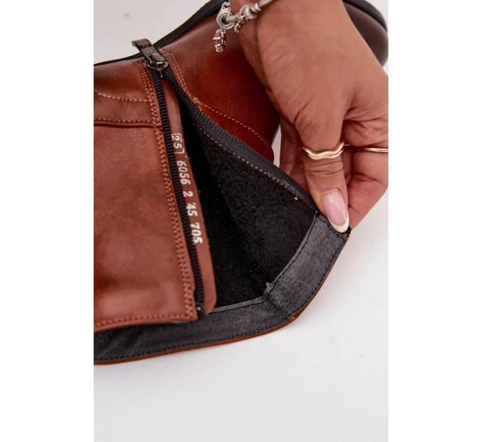 Dámské botky Zazoo – kožené, na podpatku s přezkou, hnědé Dámské botky Zazoo – kožené, na podpatku s přezkou, hnědé