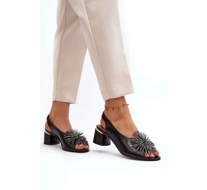 Kožené sandály s ozdobou Laura Messi 2719 Black Kožené sandály s ozdobou Laura Messi 2719 Black