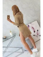 Šaty s delšími zády a barevným velbloudím potiskem