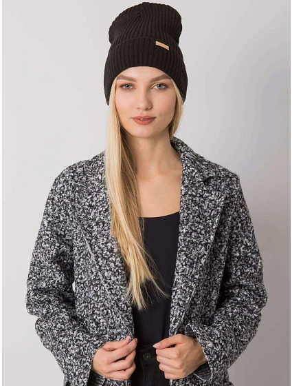 Dámská čepice JK CZ 27 model 16175372 černá - FPrice Dámská čepice JK CZ 27 model 16175372 černá - FPrice
