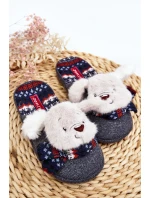 Dětské pantofle na tlusté podrážce se šedým medvídkem model 21641406 - Boto Dětské pantofle na tlusté podrážce se šedým medvídkem model 21641406 - Boto