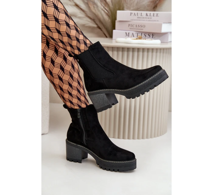 Dámské Botky Zateplené Na Podpatku Eko Semišové Černé Irissinae Dámské Botky Zateplené Na Podpatku Eko Semišové Černé Irissinae