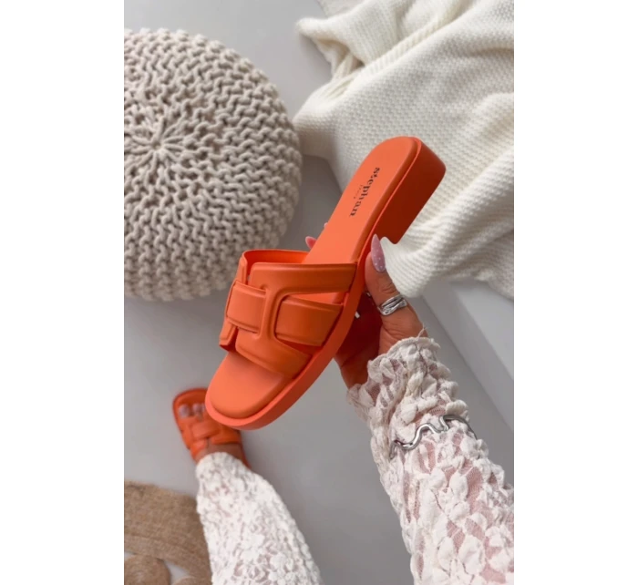 Dámské pantofle na plochém podpatku oranžové model 21900515 - Boto