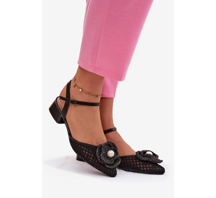 Dámské sandály na klínku s ozdobným detailem Černé Vionessa Dámské sandály na klínku s ozdobným detailem Černé Vionessa