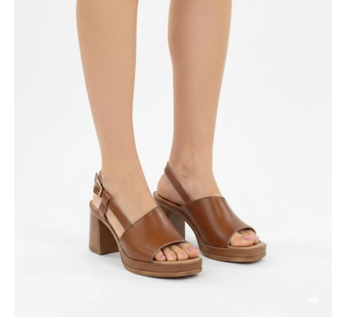 Dámské sandály na jehlovém podpatku hnědé Potocki 54324