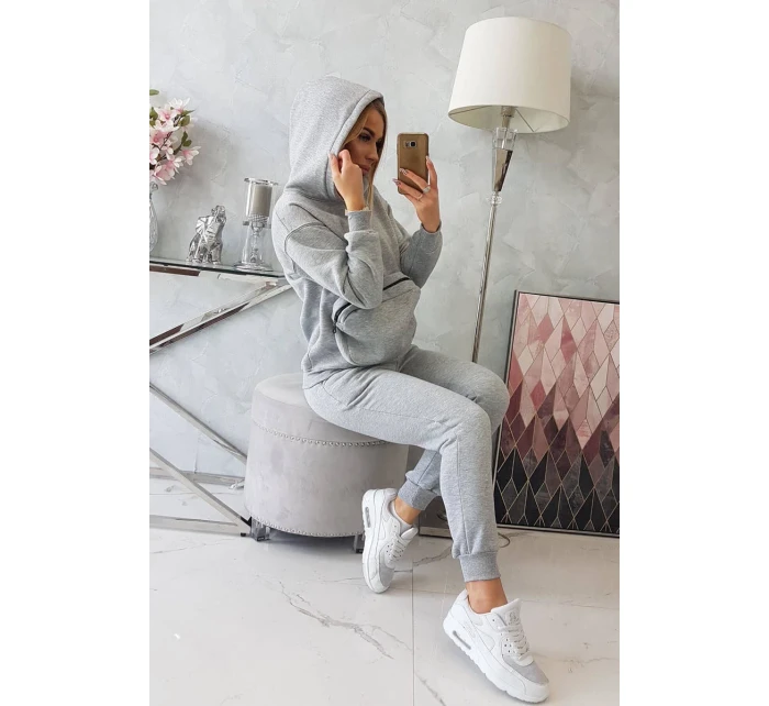 Izolovaná sada s ozdobnou kapsou šedá