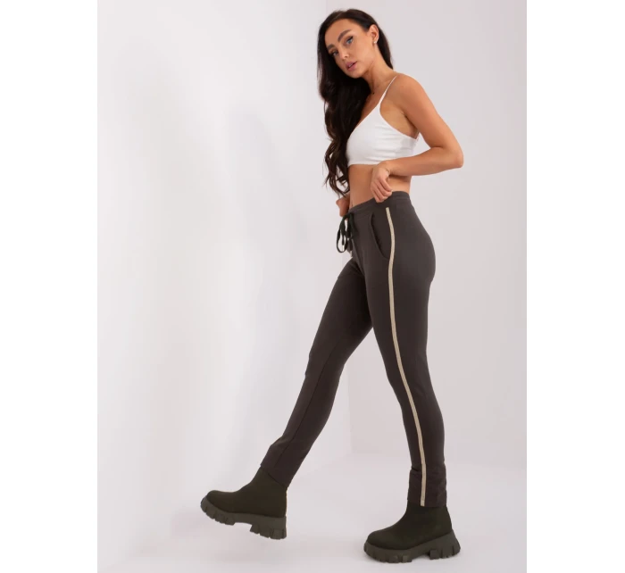 Spodnie dresowe RV DR model 18847970 ciemny khaki - FPrice