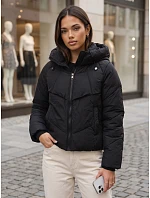 Kurtka damska zimowa pikowana z kapturem czarna model 22394836 - FashionStreet Kurtka damska zimowa pikowana z kapturem czarna model 22394836 - FashionStreet