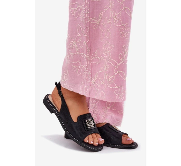 Elegantní Dámské Sandály Na Plochém Podpatku S Dekorací model 21696667 Černé - S.Barski