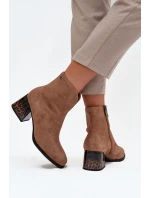 Dámské kotníkové boty z přírodního semiše na podpatku, zateplené Vinceza – camel Dámské kotníkové boty z přírodního semiše na podpatku, zateplené Vinceza – camel