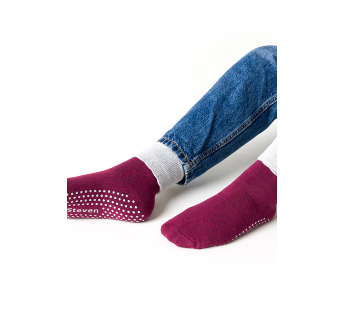 Dámské ponožky s protiskluzovou úpravou ABS 126