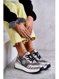 Dámská sportovní obuv na klínku model 21596617 stříbrne - Goe