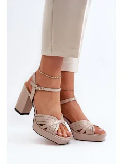 Sandály na podpatku model 195544 Step in style