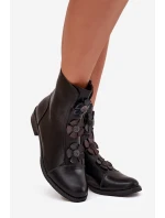 Zateplené dámské kotníkové boty na ploché podrážce s ozdobnými květinami černé Pravienne Zateplené dámské kotníkové boty na ploché podrážce s ozdobnými květinami černé Pravienne