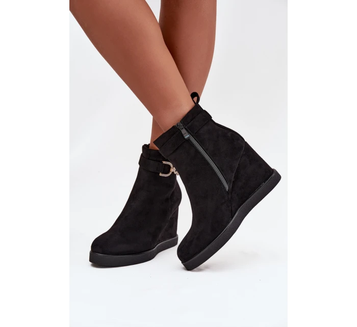 Dámské kotníkové boty na platformě s ozdobným detailem Černé Marivana