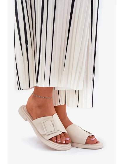 Dámské kožené pantofle s přezkou D&A – béžové Dámské kožené pantofle s přezkou D&A – béžové