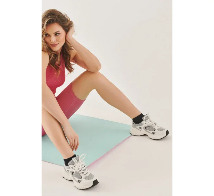 LEGÍNY S ŽEBROVÁNÍM