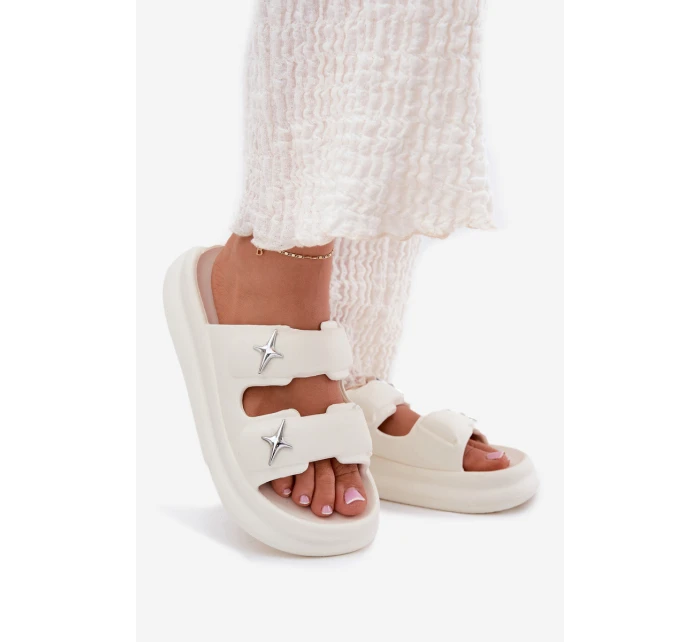 Dámské Pěnové Pantofle Na Platformě Ecru model 21700337 - Boto Dámské Pěnové Pantofle Na Platformě Ecru model 21700337 - Boto