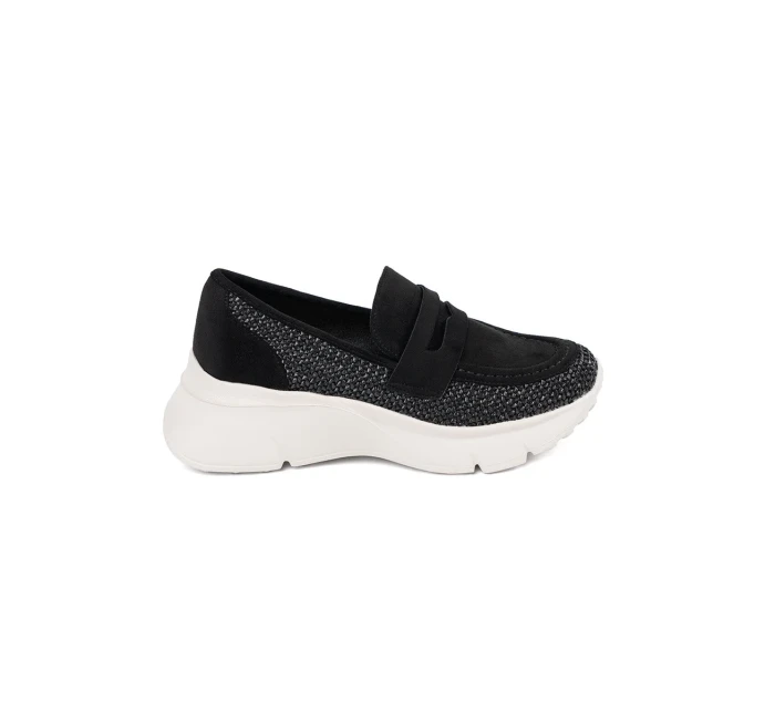 Pěkné  polobotky černé dámské platforma