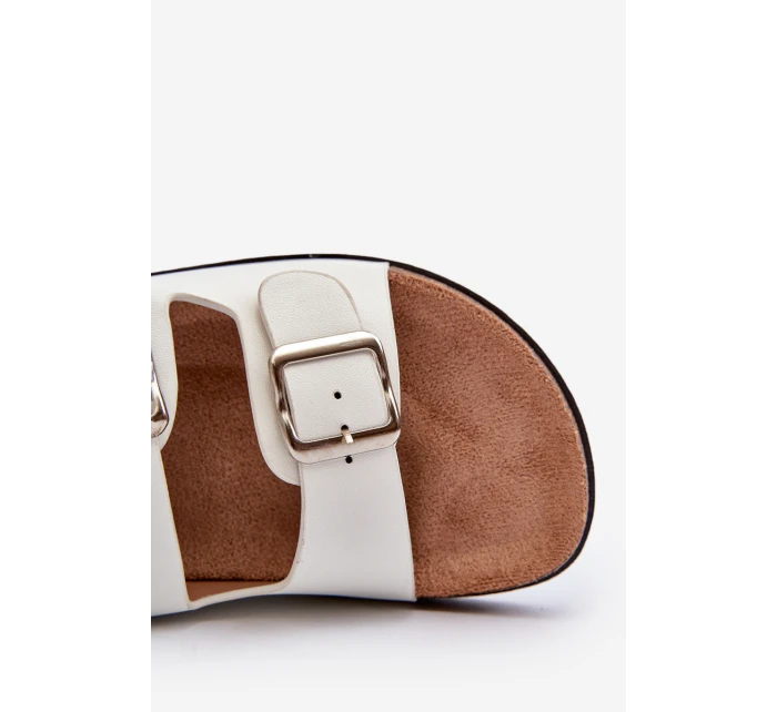 Dámské sandály s přezkami bílé Oliena Dámské sandály s přezkami bílé Oliena