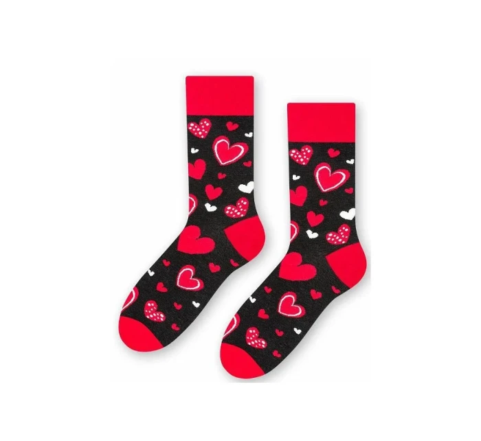 Vzorované pánské ponožky Steven art.136 Srdíčka