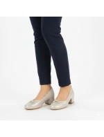 Dámské semišové zateplené ažurové boty khaki Potocki model 22014954 Dámské semišové zateplené ažurové boty khaki Potocki model 22014954