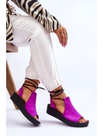 Semišové sandály na klínku Nicole model 21617551 Fuchsie - Zazoo