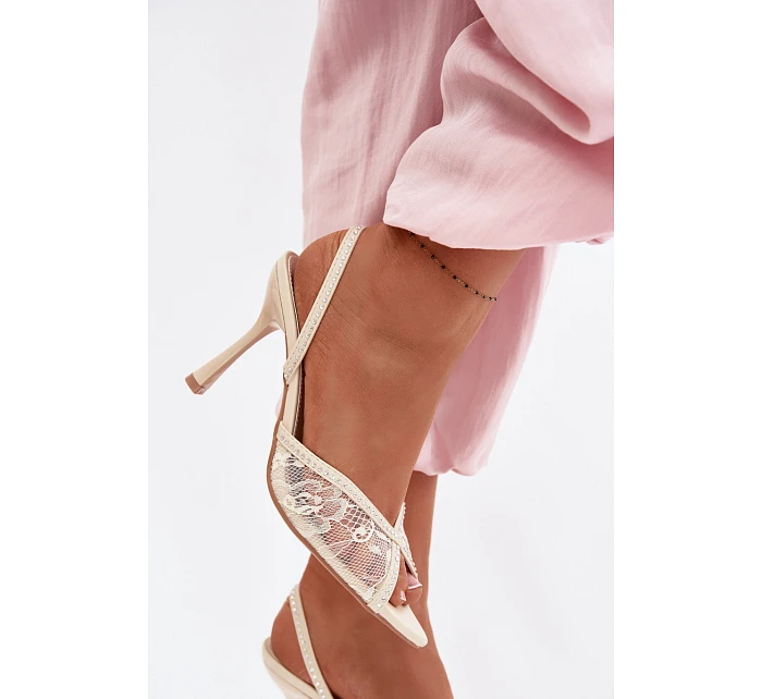 Dámské sandály na podpatku s krajkou a ozdobami Béžové Melivelle