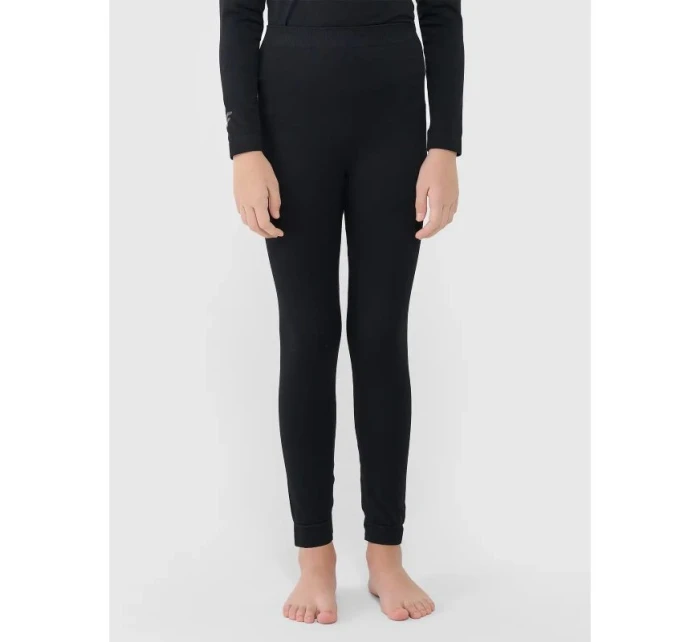 Dětská bezešvá souprava spodního prádla model 21474142 - 4F Dětská bezešvá souprava spodního prádla model 21474142 - 4F