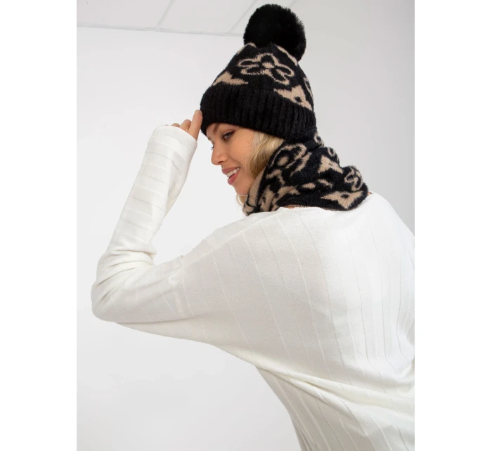 Dámská čepice AT CZ CM 317 černá a béžová