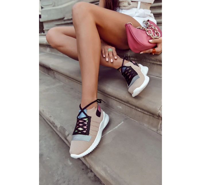 Dámská sportovní obuv nazouvací béžove model 21591032 - Boto