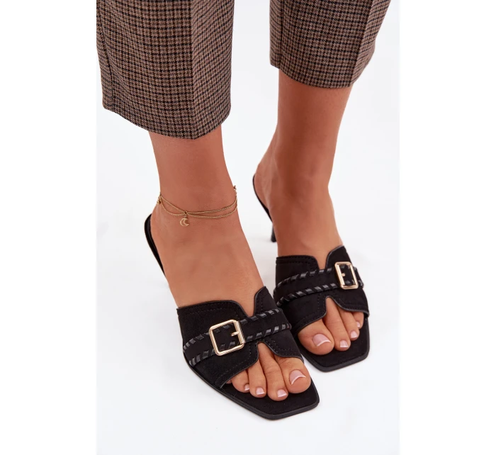 Dámské lodičky na jehlovém podpatku s páskem a zlatým sponou Černé Jelira