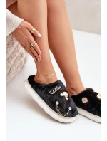 Pantofle S Přívěsky Černé model 21680849 - Boto Pantofle S Přívěsky Černé model 21680849 - Boto