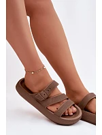 Pěnové dámské pantofle s pásky a sponou Big Star model 22100713 hnědé - Big Star Shoes