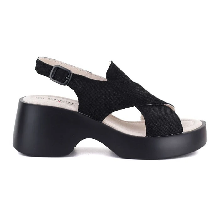 Dámské kožené sandály na platformě černé S.Barski model 22099400