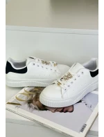 Nízké Tenisky Z Eko Kůže S Odznaky Bílo-Černé Cillione Nízké Tenisky Z Eko Kůže S Odznaky Bílo-Černé Cillione