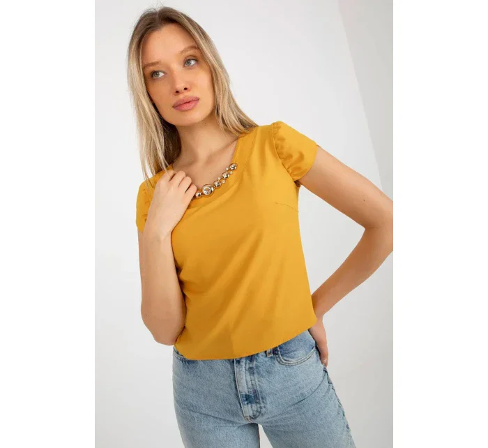 Halenka model 182276 Lakerta Halenka model 182276 Lakerta