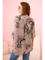 Dámská bavlněná blůza s ohrnutým rukávem a vzorem paisley fango Dámská bavlněná blůza s ohrnutým rukávem a vzorem paisley fango