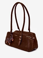 Kožená kabelka z imitace semiše s přívěskem Jezevčík Čokoládová Noely