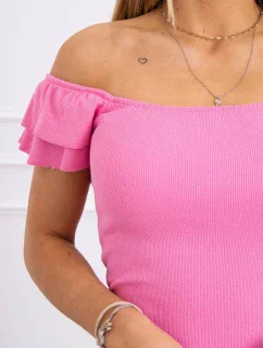 Žebrované šaty s volánky ve světle růžové barvě